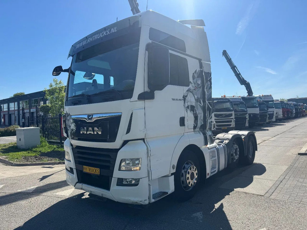 MAN TGX 26.460 6X2 EURO 6 + RETARDER - ONLY 643.422 - مقطورة السحب: صورة 2 MAN TGX 26.460 6X2 EURO 6 + RETARDER - ONLY 643.422 - مقطورة السحب: صورة 2