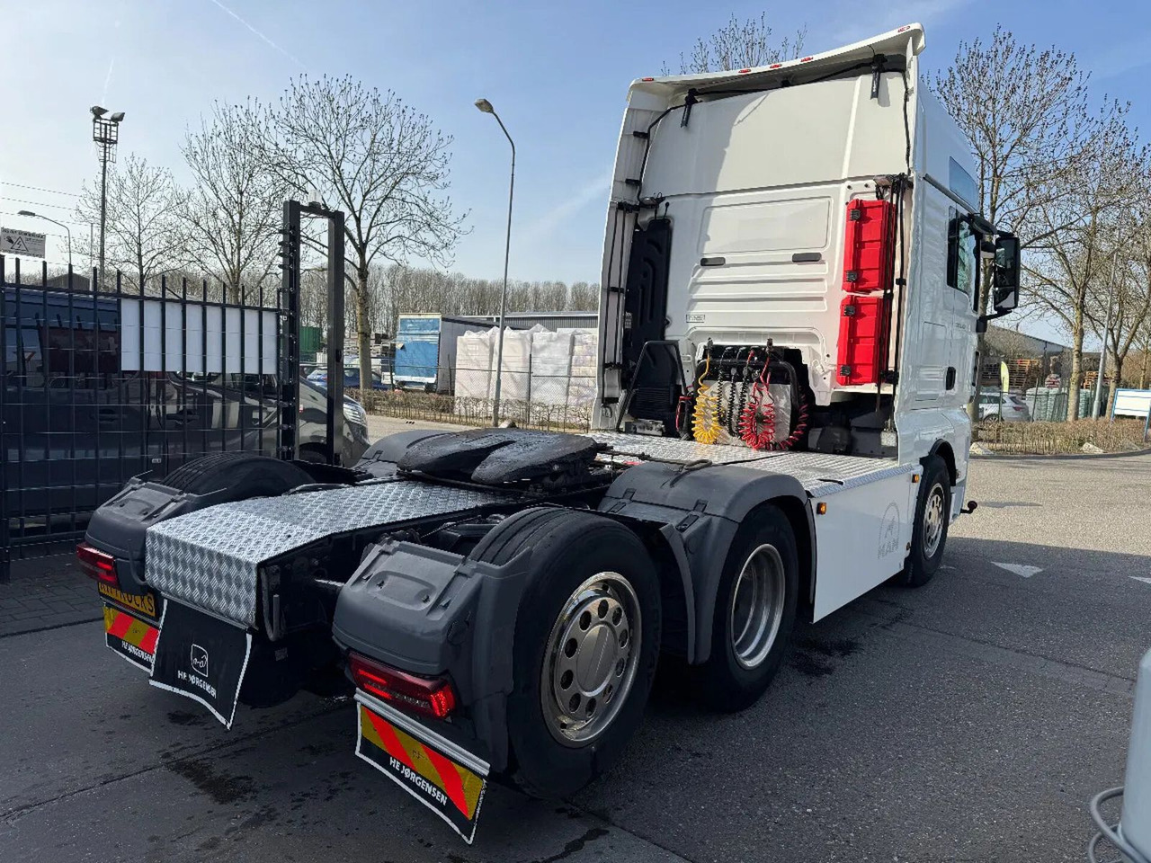 MAN TGX 26.500 6X2 - EURO 6 + LIFTING AXLE - مقطورة السحب: صورة 4 MAN TGX 26.500 6X2 - EURO 6 + LIFTING AXLE - مقطورة السحب: صورة 4