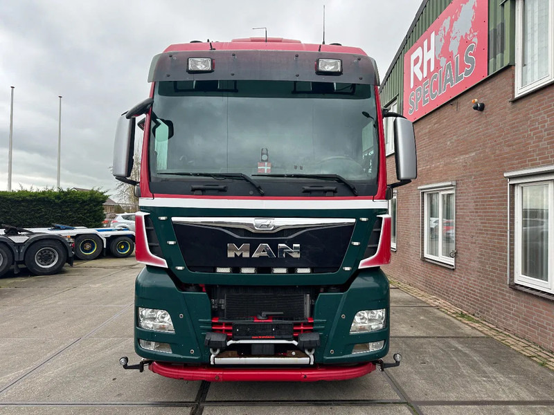 MAN TGX 33.560 6X4 ONLY 290400 KM, 113 TON - مقطورة السحب: صورة 3 MAN TGX 33.560 6X4 ONLY 290400 KM, 113 TON - مقطورة السحب: صورة 3