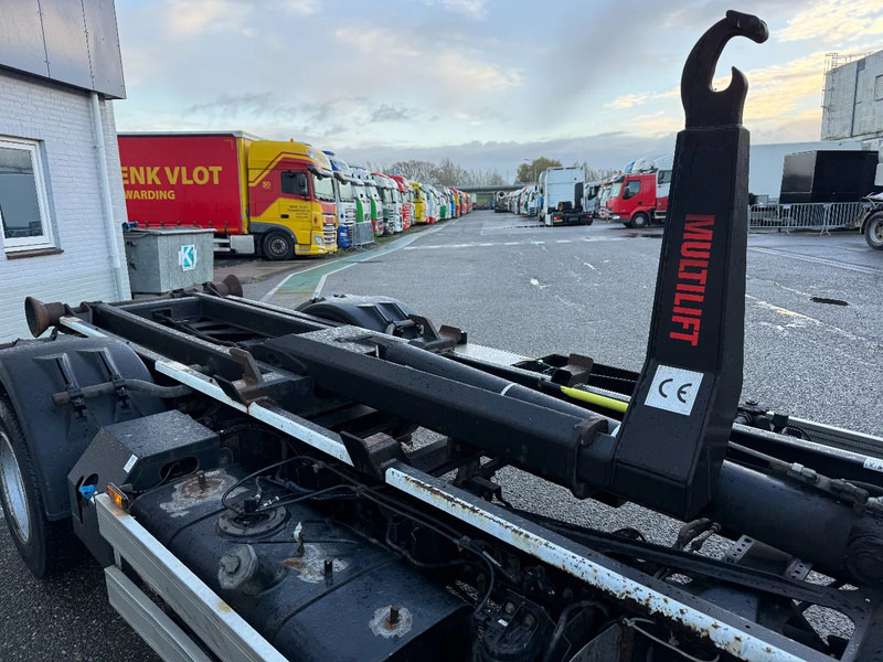 Mitsubishi Canter 7C18 - EURO 6 + HIAB 5 TON HOOKLIFT - شاحنة برافعة خطافية: صورة 5 Mitsubishi Canter 7C18 - EURO 6 + HIAB 5 TON HOOKLIFT - شاحنة برافعة خطافية: صورة 5