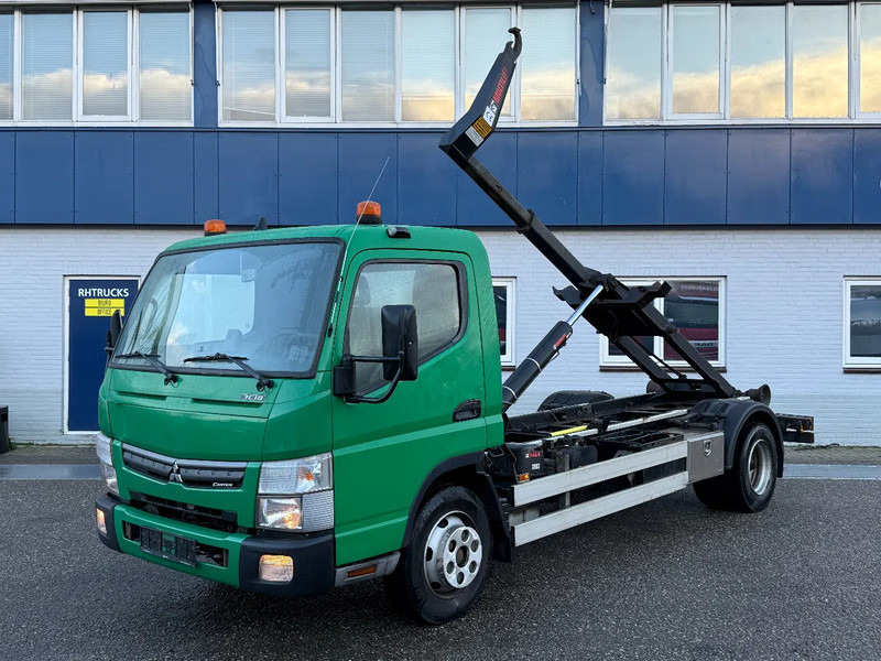 Mitsubishi Canter 7C18 - EURO 6 + HIAB 5 TON HOOKLIFT - شاحنة برافعة خطافية: صورة 1 Mitsubishi Canter 7C18 - EURO 6 + HIAB 5 TON HOOKLIFT - شاحنة برافعة خطافية: صورة 1