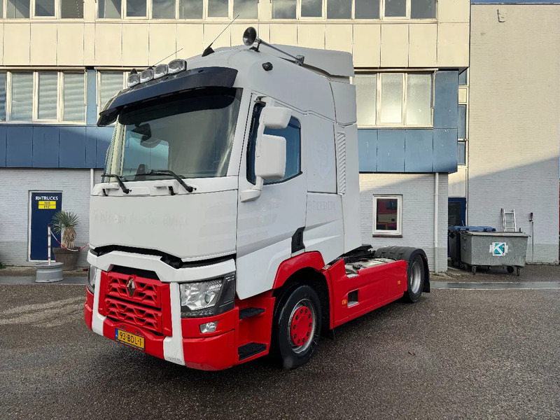 Renault T460 4X2 EURO 6 SKIRTS DOUBLE TANK - رأس تريلا: صورة 1 Renault T460 4X2 EURO 6 SKIRTS DOUBLE TANK - رأس تريلا: صورة 1