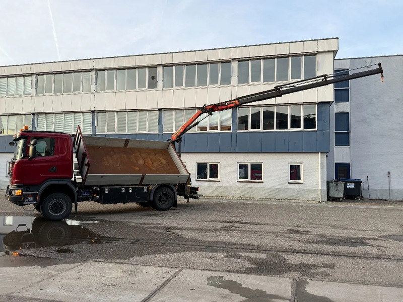 Scania G370 4X4 EURO 6 + 3-SIDE TIPPER + PALFINGER PK9002 + REMOTE - شاحنة كرين: صورة 3 Scania G370 4X4 EURO 6 + 3-SIDE TIPPER + PALFINGER PK9002 + REMOTE - شاحنة كرين: صورة 3