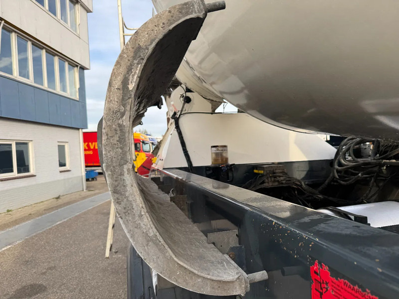 رأس تريلا Scania P450 6X4 EURO 6 + DE BUF BETON TRAILER + THEAM BELT: صورة 16
