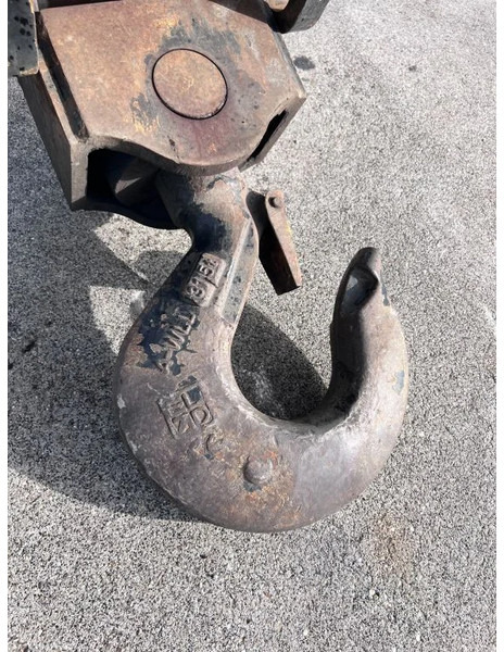 تأجير Scania R490 8X2 EURO 6 + EFFER 1750/4S + REMOTE Scania R490 8X2 EURO 6 + EFFER 1750/4S + REMOTE: صورة 7 تأجير Scania R490 8X2 EURO 6 + EFFER 1750/4S + REMOTE Scania R490 8X2 EURO 6 + EFFER 1750/4S + REMOTE: صورة 7