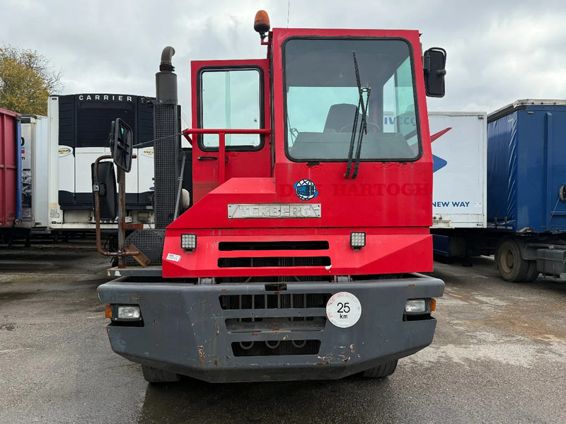 Terberg YT 180 4X2 - HUB REDUCTION + NL REGISTRATION! - شاحنة نقل نصف مقطورة بالميناء: صورة 2 Terberg YT 180 4X2 - HUB REDUCTION + NL REGISTRATION! - شاحنة نقل نصف مقطورة بالميناء: صورة 2