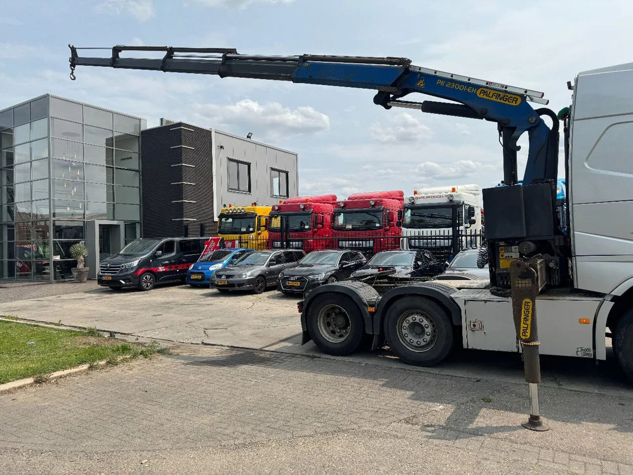 Volvo FH 460 6X2 PALFINGER 2300 + REMOTE CONTROL - مقطورة السحب: صورة 3 Volvo FH 460 6X2 PALFINGER 2300 + REMOTE CONTROL - مقطورة السحب: صورة 3