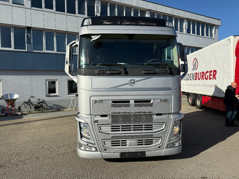 Volvo FH 460 FH 460 MEGA KM 507360 !!! - مقطورة السحب: صورة 4 Volvo FH 460 FH 460 MEGA KM 507360 !!! - مقطورة السحب: صورة 4