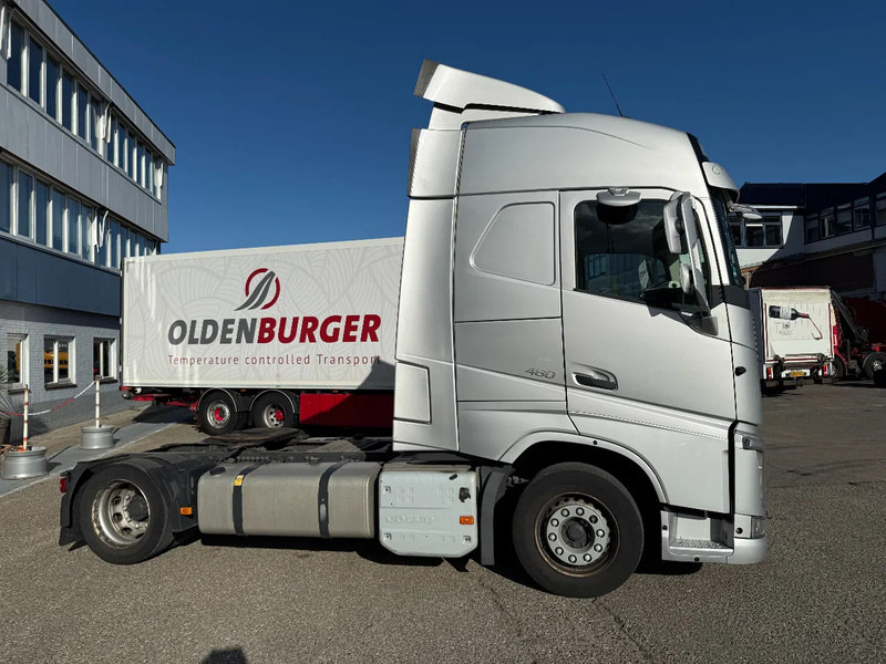 Volvo FH 460 FH 460 MEGA KM 507360 !!! - مقطورة السحب: صورة 3 Volvo FH 460 FH 460 MEGA KM 507360 !!! - مقطورة السحب: صورة 3