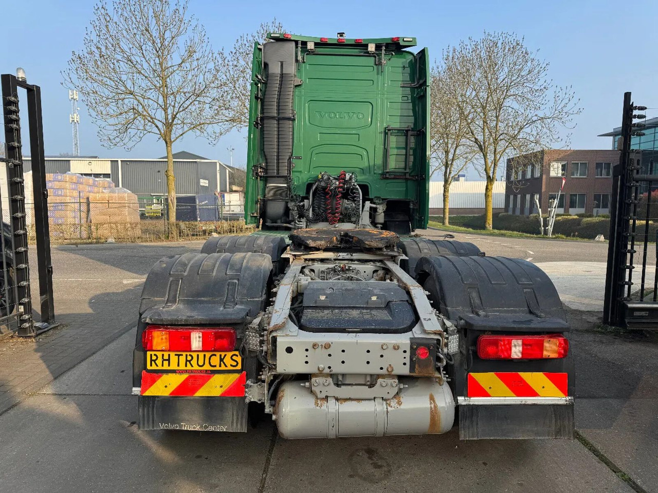 Volvo FH 500 6X4 - EURO 6 + BIG AXLES + KIPPER HYDR. Volvo FH 500 6X4 - EURO 6 + BIG AXLES + KIPPER HYDR. - مقطورة السحب: صورة 5 Volvo FH 500 6X4 - EURO 6 + BIG AXLES + KIPPER HYDR. Volvo FH 500 6X4 - EURO 6 + BIG AXLES + KIPPER HYDR. - مقطورة السحب: صورة 5