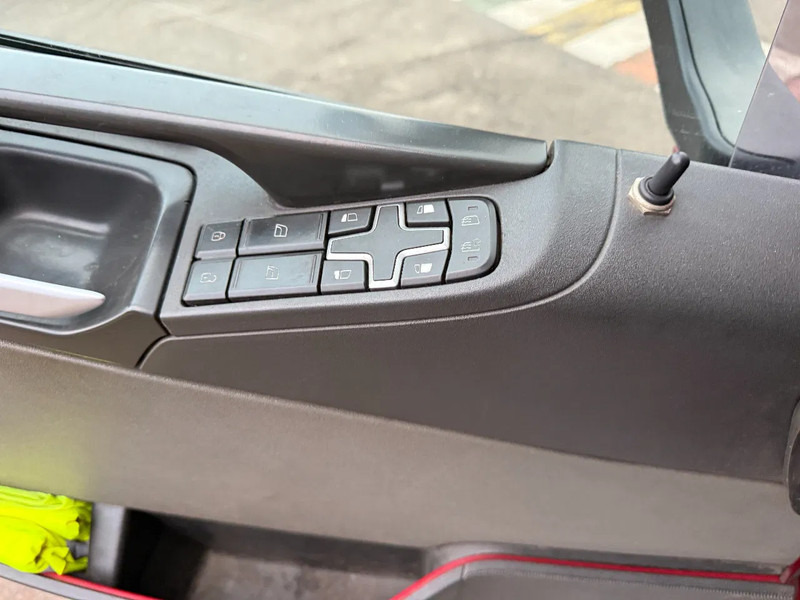 رأس تريلا Volvo FH 540 6X2 EURO 6 + STEERING & LIFTING AXLE + Volvo Dynamic Steering: صورة 17 رأس تريلا Volvo FH 540 6X2 EURO 6 + STEERING & LIFTING AXLE + Volvo Dynamic Steering: صورة 17