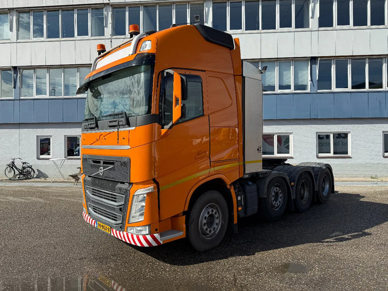 Volvo FH 540, 8X4, 666274 KM, TUV 24-02-2026 - مقطورة السحب: صورة 1 Volvo FH 540, 8X4, 666274 KM, TUV 24-02-2026 - مقطورة السحب: صورة 1