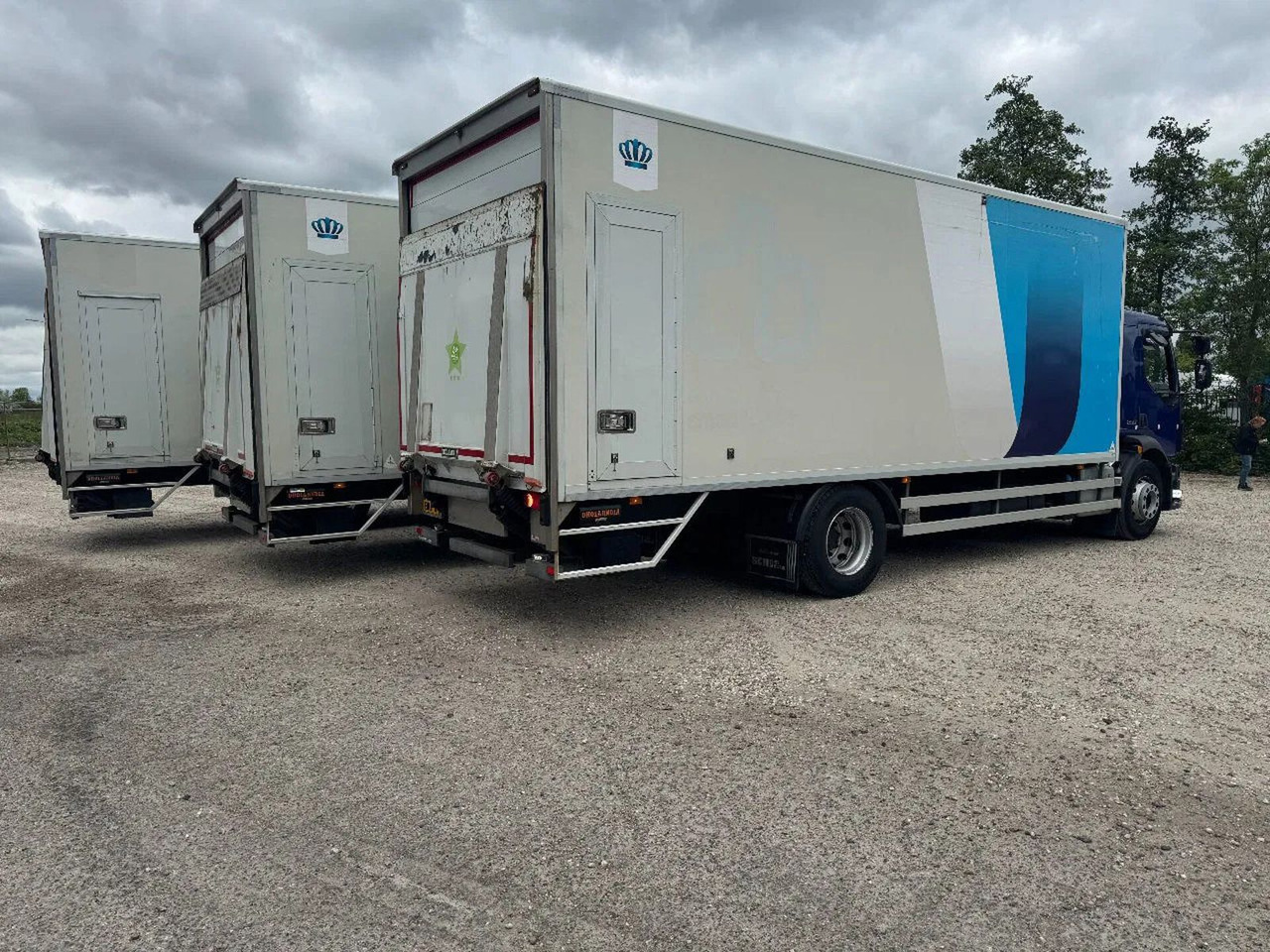 Volvo FL 250 4X2 3 UNITS CARGO LOCK + DHOLLANDIA LIFT - شاحنة صندوقية: صورة 4 Volvo FL 250 4X2 3 UNITS CARGO LOCK + DHOLLANDIA LIFT - شاحنة صندوقية: صورة 4