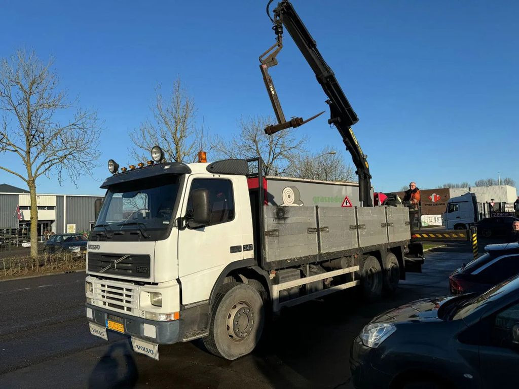 Volvo FM 12.340 6X2 - EURO 3 + PALFINGER PK15002 + LIF - شاحنة كرين, شاحنات مسطحة: صورة 2 Volvo FM 12.340 6X2 - EURO 3 + PALFINGER PK15002 + LIF - شاحنة كرين, شاحنات مسطحة: صورة 2