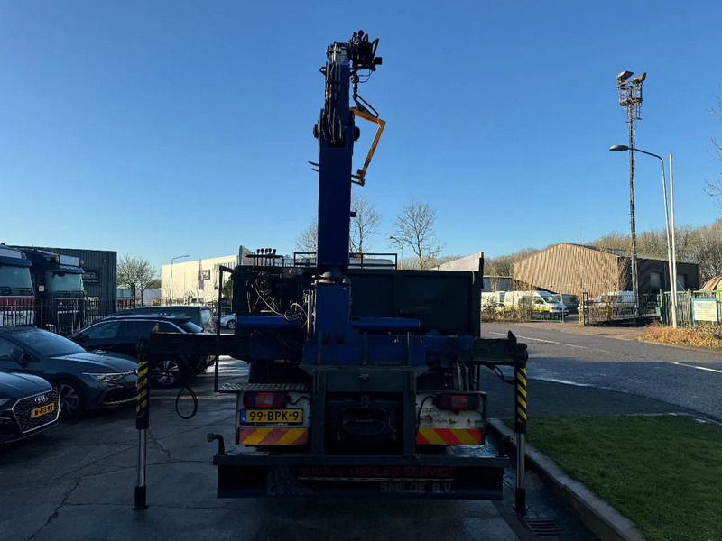 تأجير Volvo FM 340 6X2 EFFER 140 2S EURO 3 Volvo FM 340 6X2 EFFER 140 2S EURO 3: صورة 11 تأجير Volvo FM 340 6X2 EFFER 140 2S EURO 3 Volvo FM 340 6X2 EFFER 140 2S EURO 3: صورة 11