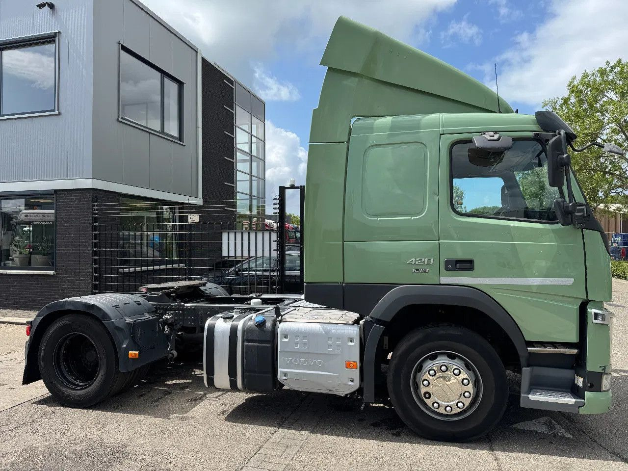 Volvo FM 420 4X2 - DIESEL & LNG GAS - مقطورة السحب: صورة 4 Volvo FM 420 4X2 - DIESEL & LNG GAS - مقطورة السحب: صورة 4