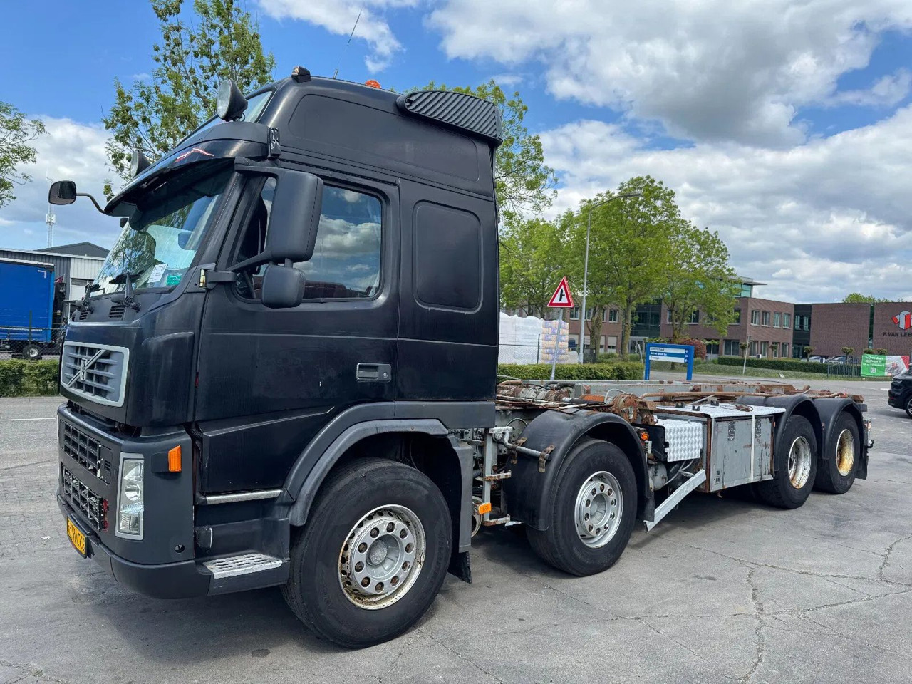 Volvo FM 440 8X4 EURO 5 + CABELLIFT TIPPER - شاحنة برافعة خطافية: صورة 1 Volvo FM 440 8X4 EURO 5 + CABELLIFT TIPPER - شاحنة برافعة خطافية: صورة 1