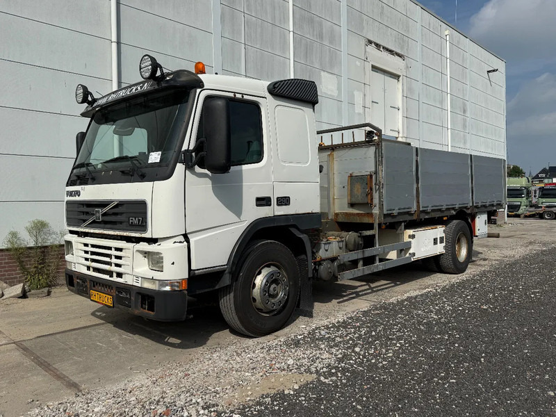 Volvo FM 7.290 4X2 - EURO 2 + MANUAL GEARBOX - شاحنات مسطحة: صورة 1 Volvo FM 7.290 4X2 - EURO 2 + MANUAL GEARBOX - شاحنات مسطحة: صورة 1