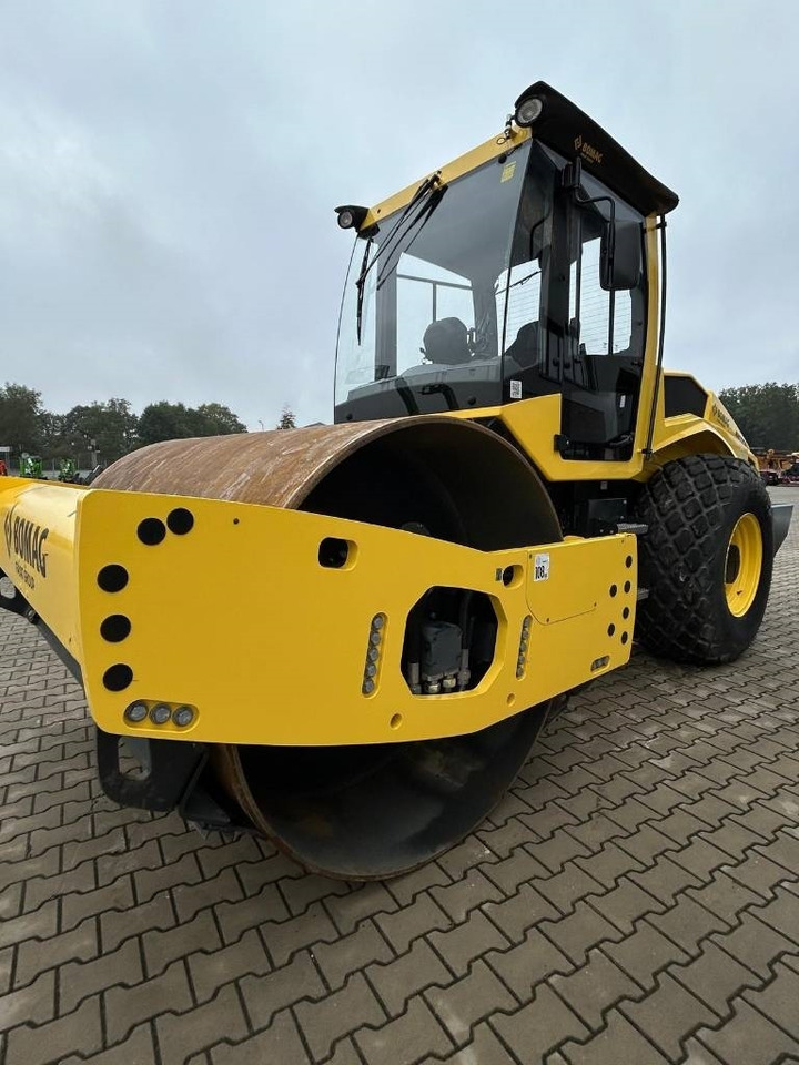 Bomag BW 211 D-5 - ضاغطة التربة: صورة 5 Bomag BW 211 D-5 - ضاغطة التربة: صورة 5