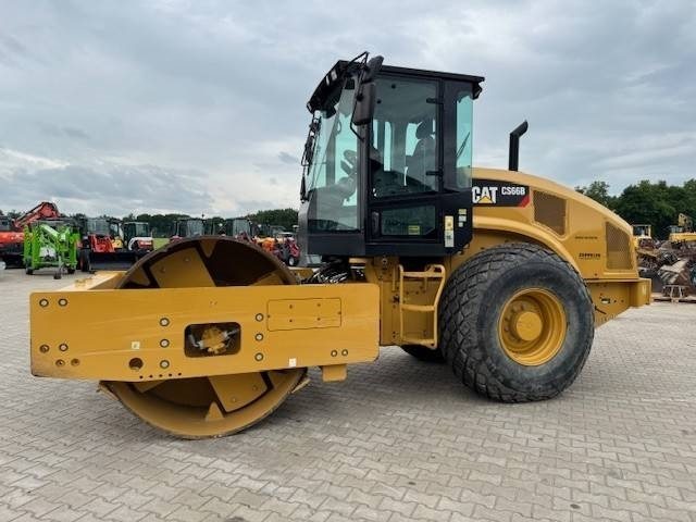 CAT CS 66 B - ضاغطة التربة: صورة 2 CAT CS 66 B - ضاغطة التربة: صورة 2