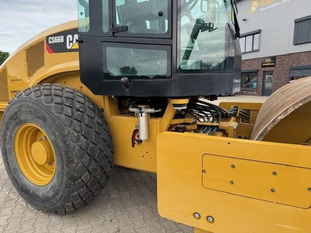 CAT CS 66B - ضاغطة التربة: صورة 5 CAT CS 66B - ضاغطة التربة: صورة 5