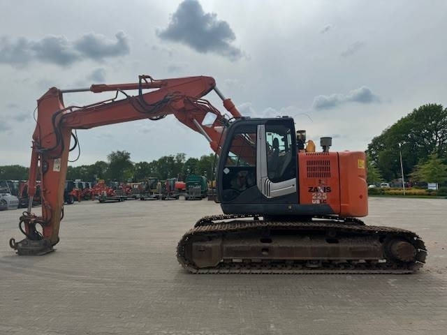 HITACHI ZX 225USLC-3 - حفار زاحف: صورة 3 HITACHI ZX 225USLC-3 - حفار زاحف: صورة 3