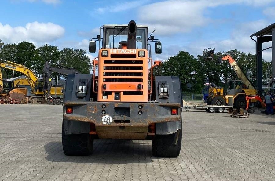 Hitachi LX 210 E - اللودر بعجل: صورة 4 Hitachi LX 210 E - اللودر بعجل: صورة 4