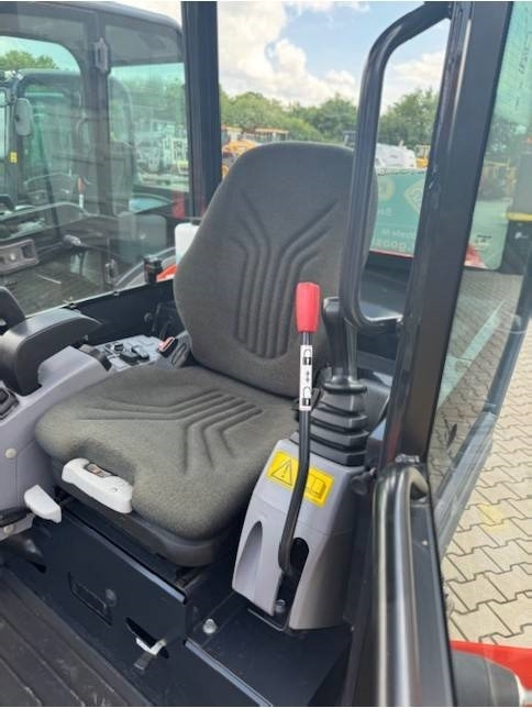 KUBOTA KX018-4 - حفار صغير: صورة 5 KUBOTA KX018-4 - حفار صغير: صورة 5