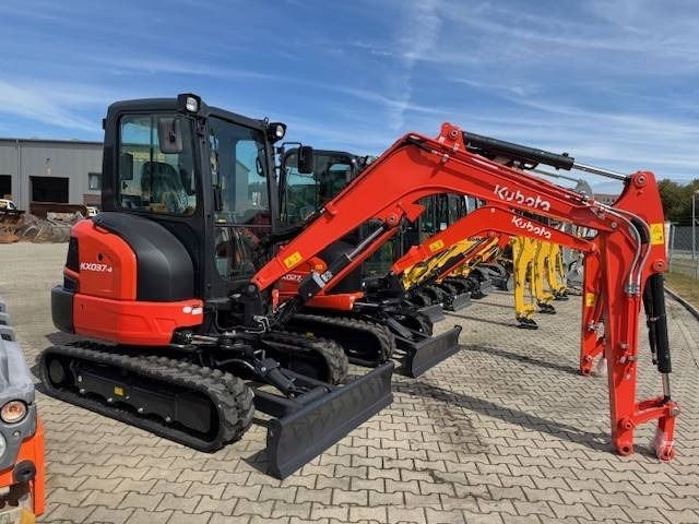 Kubota KX 037-4 - حفار صغير: صورة 3 Kubota KX 037-4 - حفار صغير: صورة 3