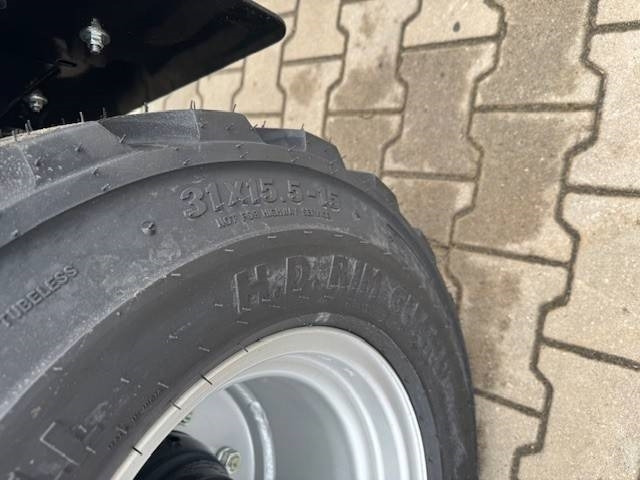 Kubota RT 260-2  - اللودر بعجل: صورة 5 Kubota RT 260-2  - اللودر بعجل: صورة 5