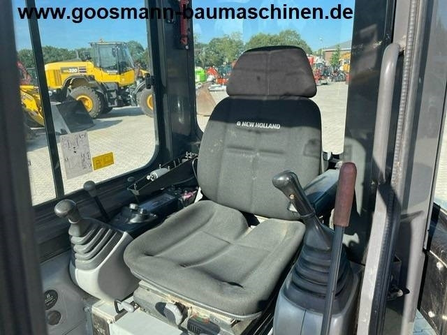 NEW HOLLAND E 29 B SR - حفار صغير: صورة 5 NEW HOLLAND E 29 B SR - حفار صغير: صورة 5