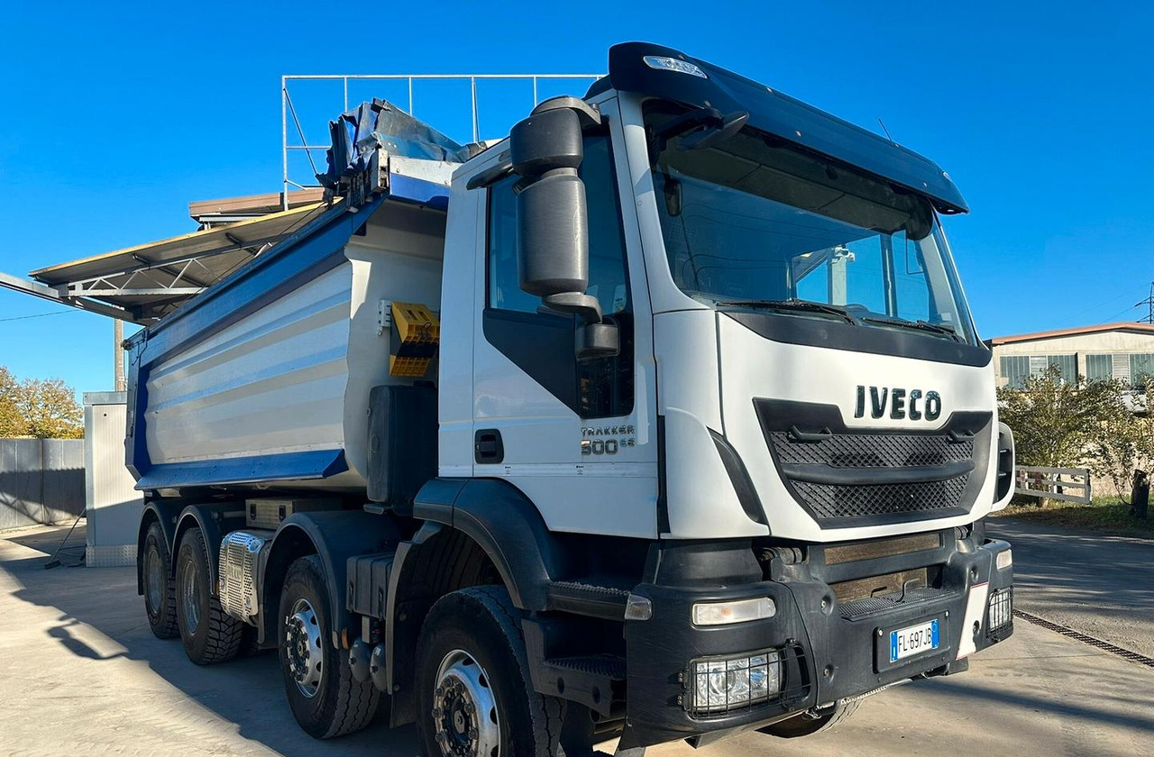 Iveco Trakker 500 anno 2020 - شاحنة قلاب: صورة 1 Iveco Trakker 500 anno 2020 - شاحنة قلاب: صورة 1