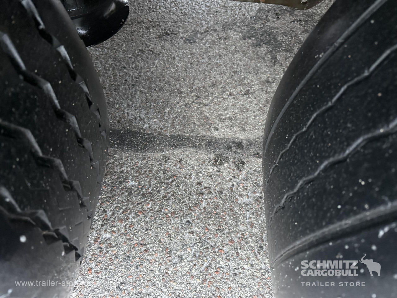 KRONE Curtainsider Standard - نصف مقطورة بستائر جانبية: صورة 4 KRONE Curtainsider Standard - نصف مقطورة بستائر جانبية: صورة 4