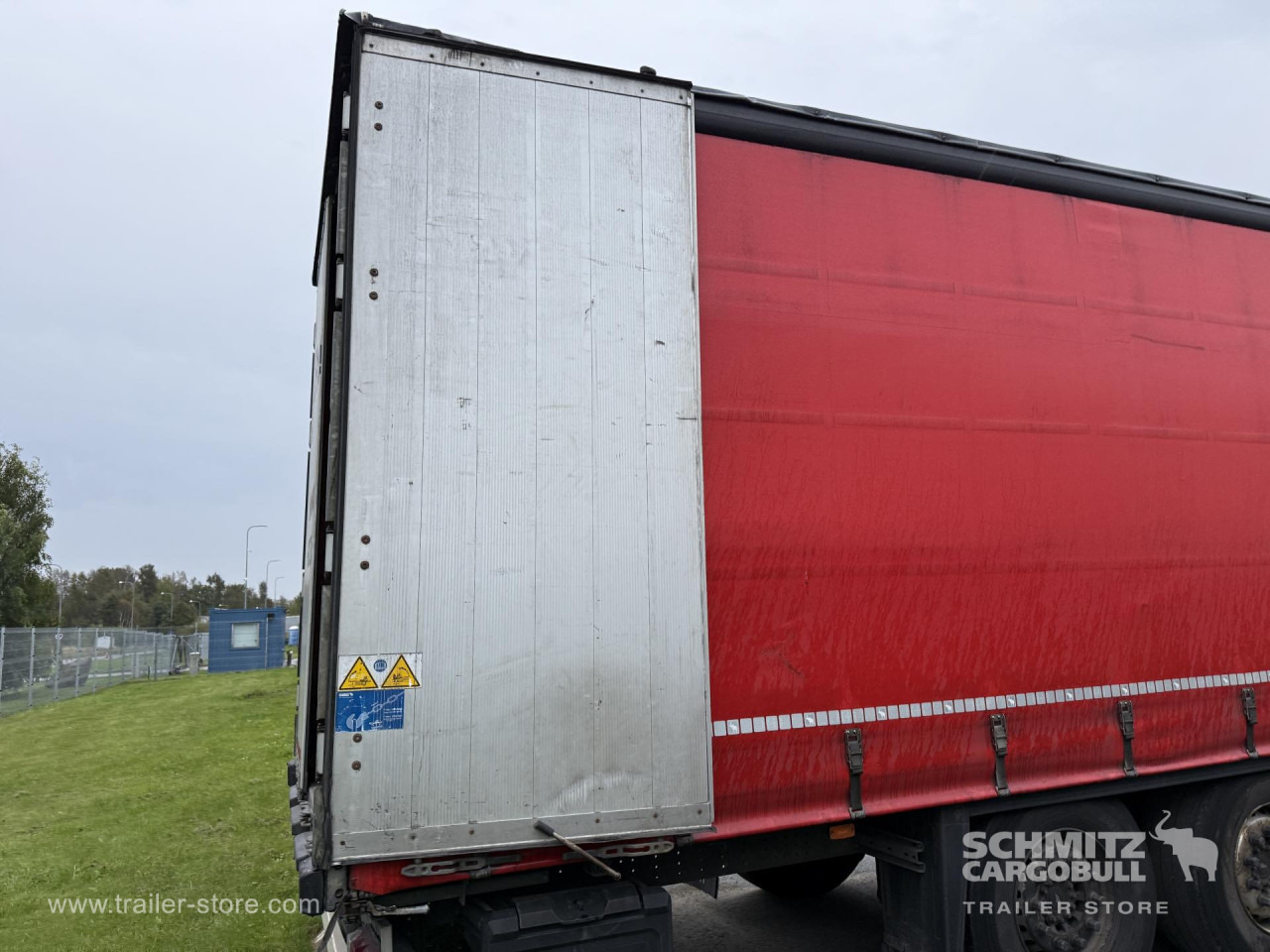 SCHMITZ Curtainsider Standard - نصف مقطورة بستائر جانبية: صورة 3 SCHMITZ Curtainsider Standard - نصف مقطورة بستائر جانبية: صورة 3