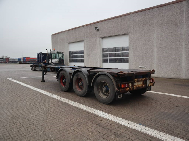HFR Container chassis / Container-Fahrgestell - ناقل حاوية/ نصف مقطورة بحاوية: صورة 3 HFR Container chassis / Container-Fahrgestell - ناقل حاوية/ نصف مقطورة بحاوية: صورة 3