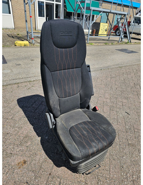 DAF LF 2020 - Bijrijderstoel - مقعد - شاحنة: صورة 3 DAF LF 2020 - Bijrijderstoel - مقعد - شاحنة: صورة 3