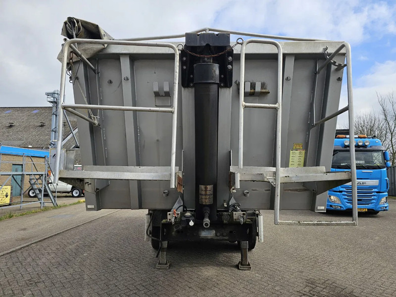 Kempf SMK 39/3 AK - SAF - DISC - Lift axle - نصف مقطورة قلابة: صورة 2 Kempf SMK 39/3 AK - SAF - DISC - Lift axle - نصف مقطورة قلابة: صورة 2