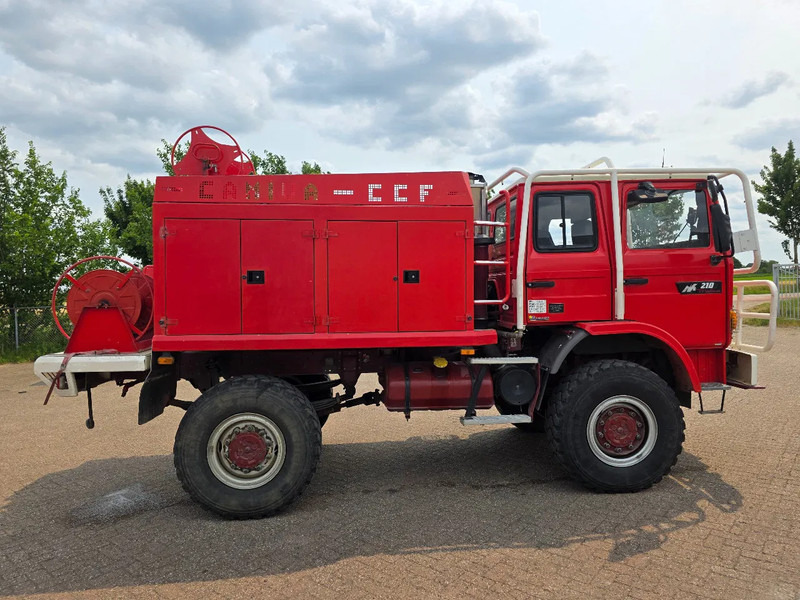 Renault Midliner 210 M210 - 40BCA230 - شاحنة حريق: صورة 4 Renault Midliner 210 M210 - 40BCA230 - شاحنة حريق: صورة 4