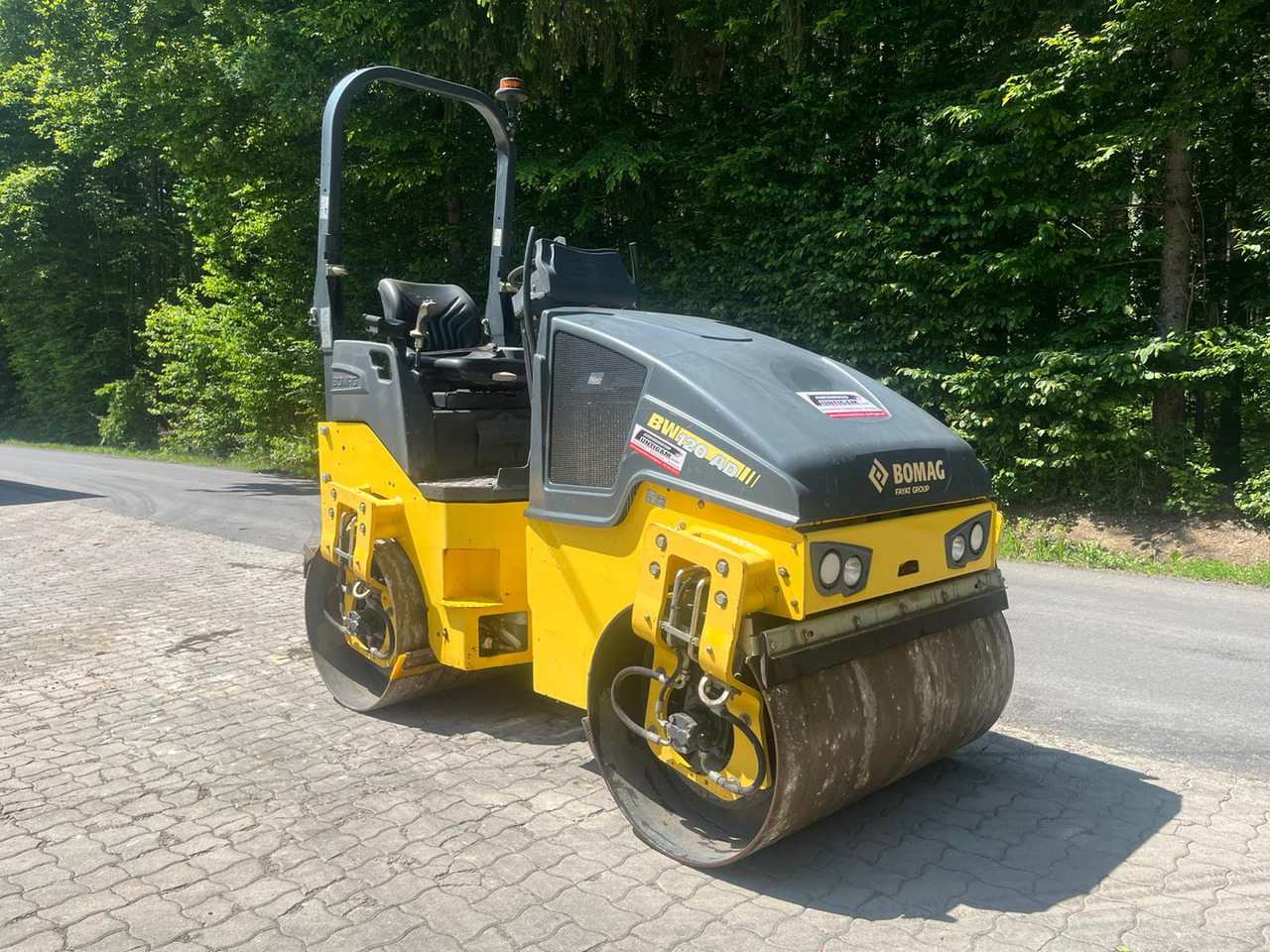 BOMAG BW 120 AD-5 - بكرة أسطوانية صغيرة: صورة 4 BOMAG BW 120 AD-5 - بكرة أسطوانية صغيرة: صورة 4