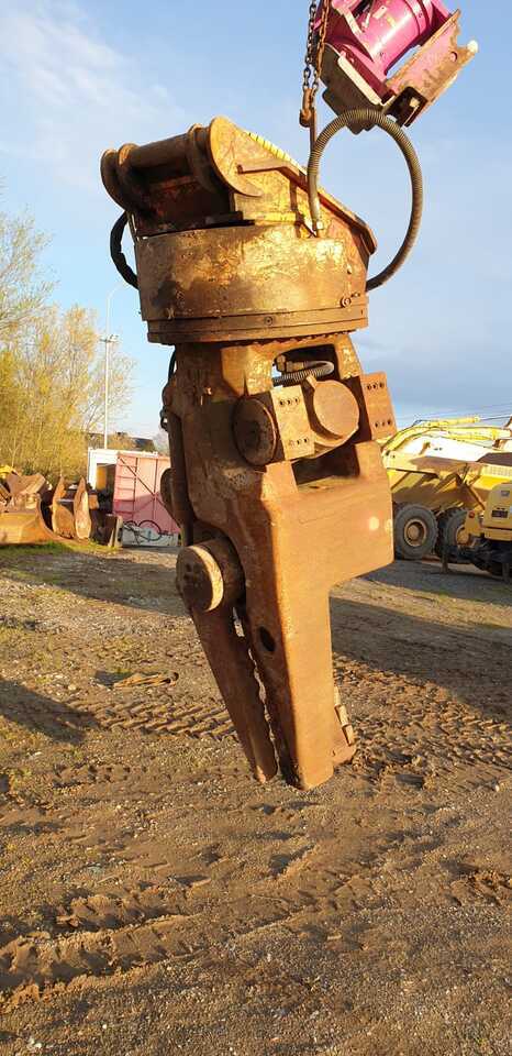 CUT Croco 400 - مقصات الهدم - حفار زاحف: صورة 1 CUT Croco 400 - مقصات الهدم - حفار زاحف: صورة 1