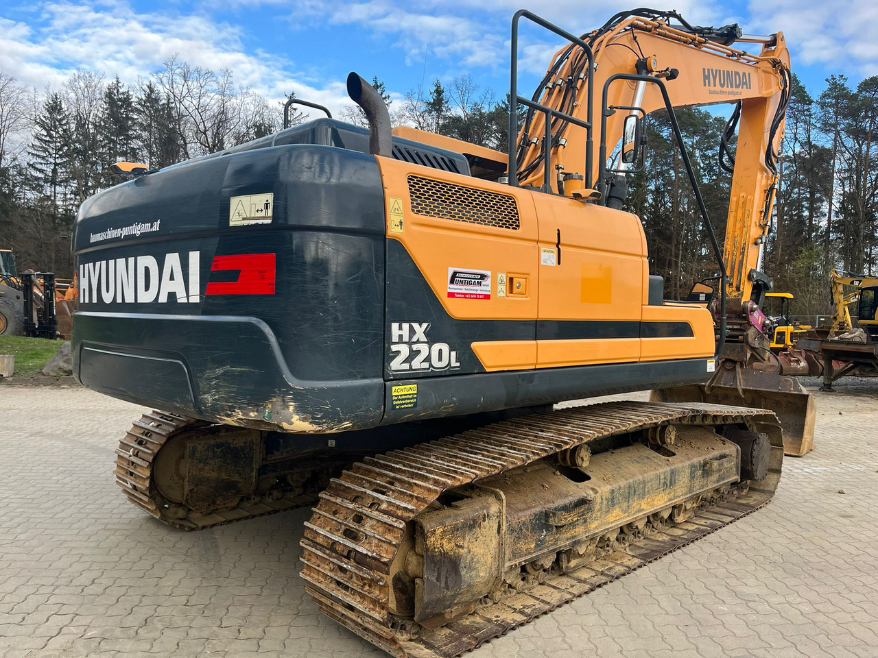 HYUNDAI HX 220 L - حفار زاحف: صورة 5 HYUNDAI HX 220 L - حفار زاحف: صورة 5