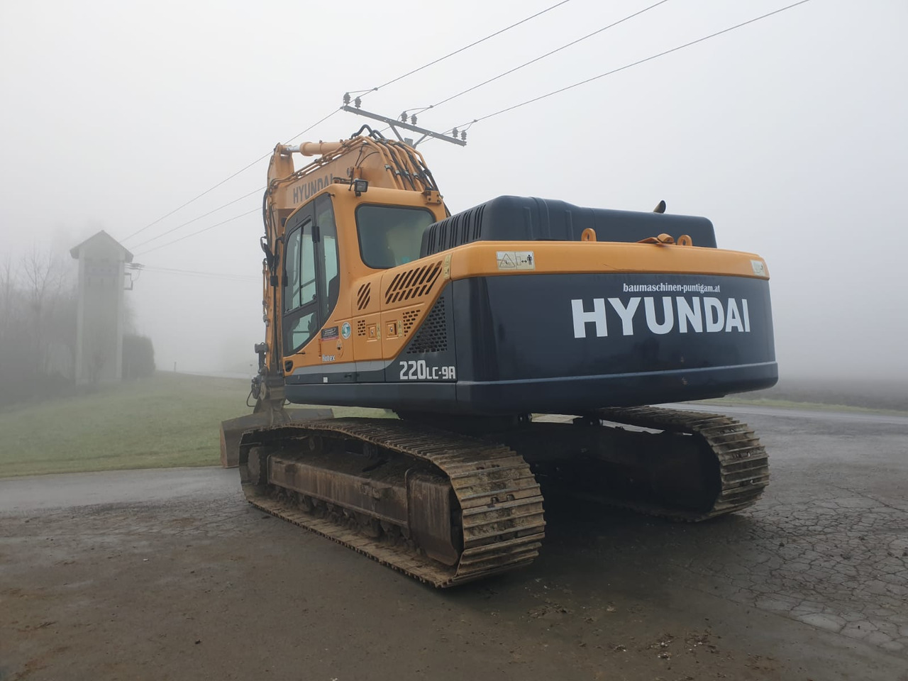 Hyundai R 220 LC-9A - حفار زاحف: صورة 5 Hyundai R 220 LC-9A - حفار زاحف: صورة 5