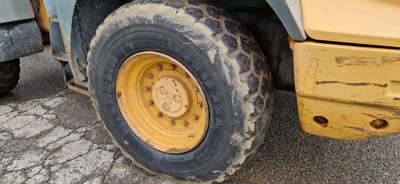 MICHELIN 17.5 R25 - إطارات - اللودر بعجل: صورة 2 MICHELIN 17.5 R25 - إطارات - اللودر بعجل: صورة 2