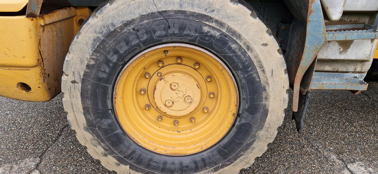 MICHELIN 17.5 R25 - إطارات - اللودر بعجل: صورة 3 MICHELIN 17.5 R25 - إطارات - اللودر بعجل: صورة 3