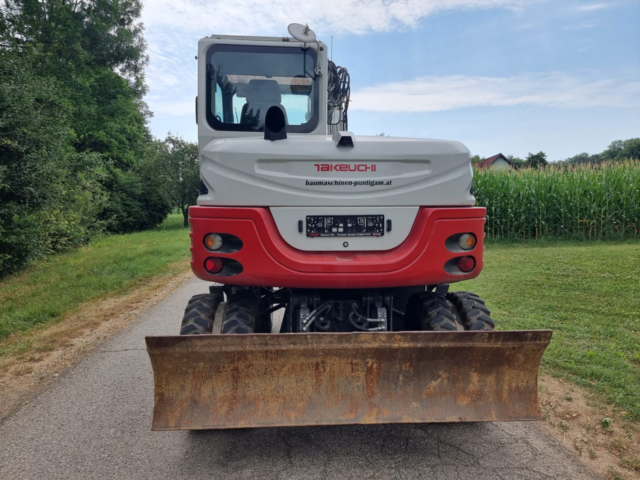 Takeuchi TB 295 W - حفار ذو عجلات: صورة 5 Takeuchi TB 295 W - حفار ذو عجلات: صورة 5