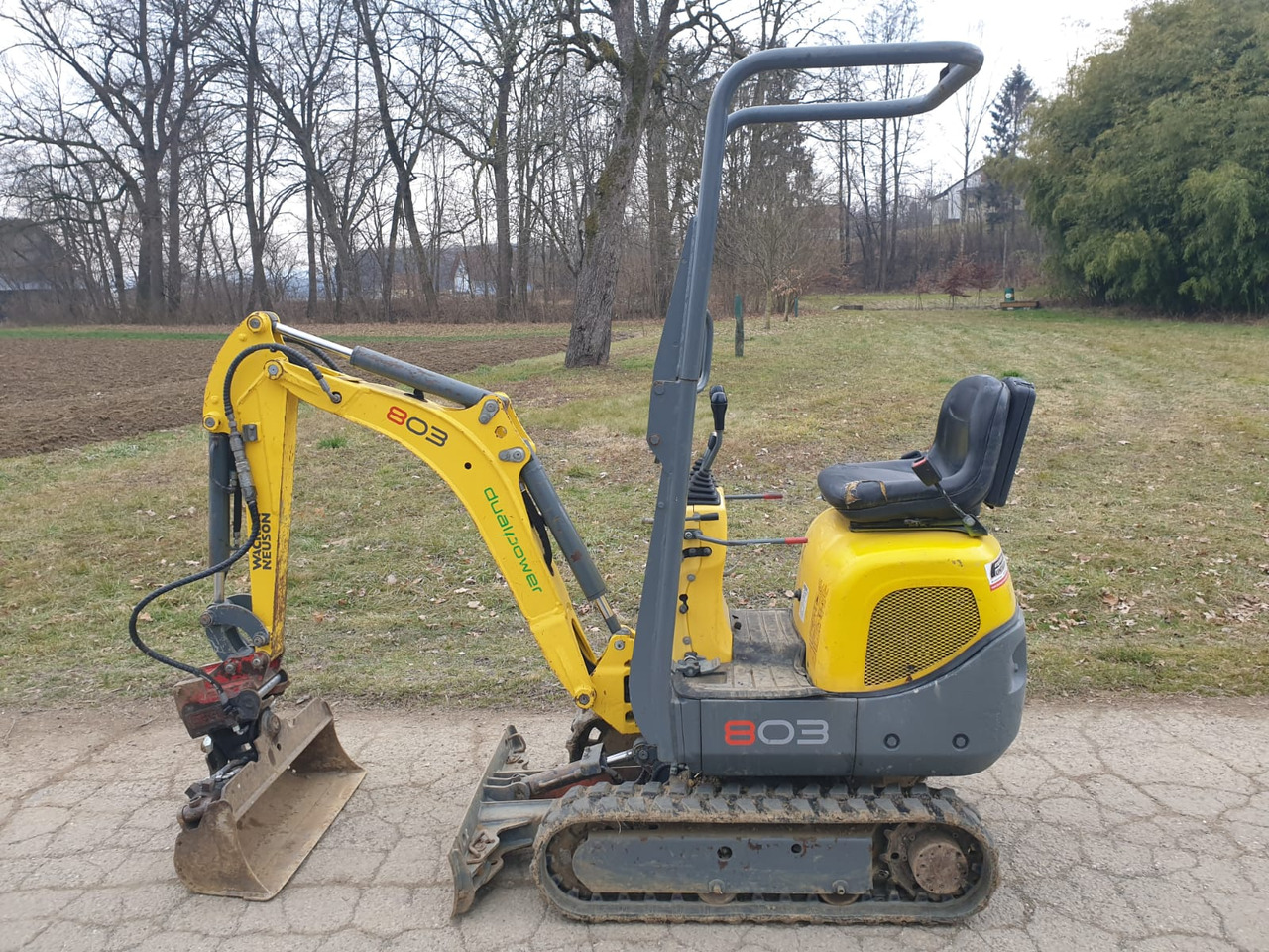 Wacker Neuson 803 - حفار صغير: صورة 1 Wacker Neuson 803 - حفار صغير: صورة 1