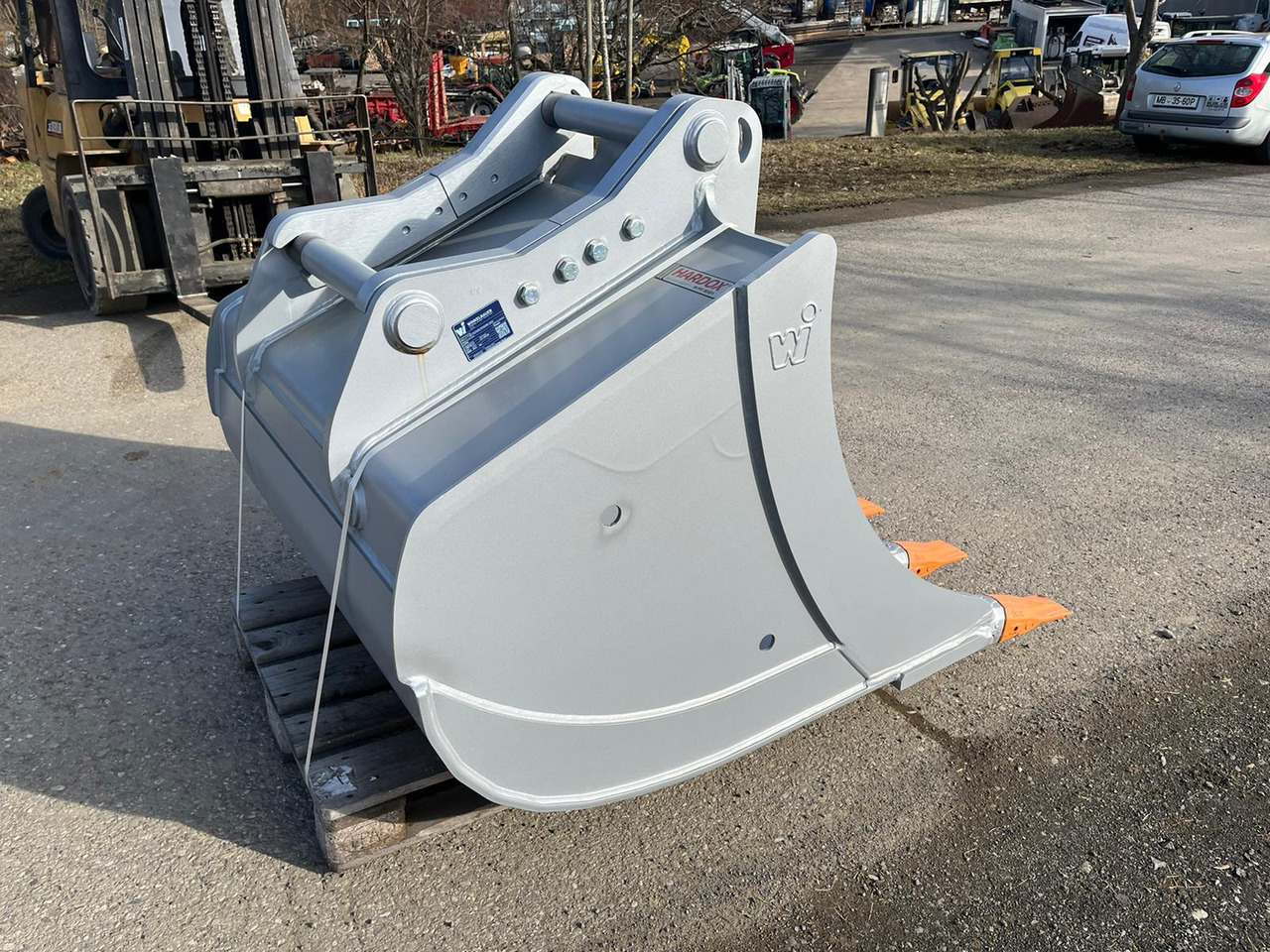 Winkelbauer 130 cm backhoe bucket with OQ 70/55 - بكت حفار - حفار زاحف: صورة 4 Winkelbauer 130 cm backhoe bucket with OQ 70/55 - بكت حفار - حفار زاحف: صورة 4