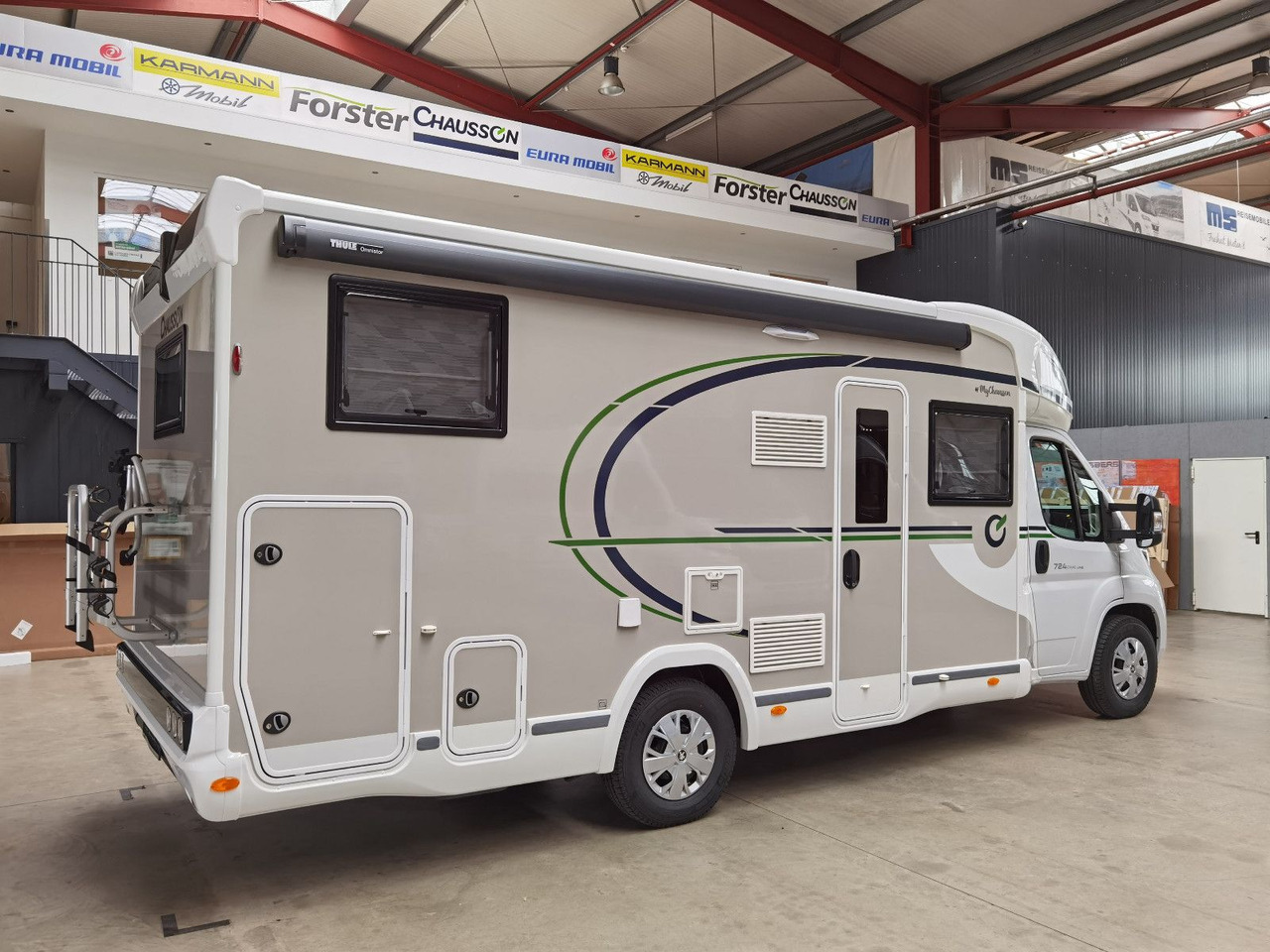 Chausson 724 ETAPE - LINE /140PS /ZUBEHÖR & CONNECT PAKET - موتر هوم شبه متكامل: صورة 4 Chausson 724 ETAPE - LINE /140PS /ZUBEHÖR & CONNECT PAKET - موتر هوم شبه متكامل: صورة 4
