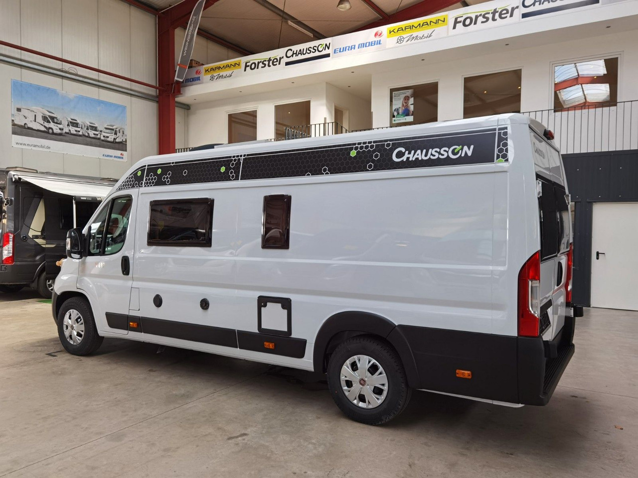 Chausson V697 FIRST LINE / ZUBEHÖR-PAKET / EINZELBETTEN - كرفان فان: صورة 5 Chausson V697 FIRST LINE / ZUBEHÖR-PAKET / EINZELBETTEN - كرفان فان: صورة 5