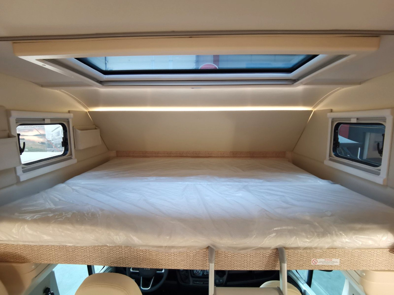 موتر هوم سقف عالي Eura Mobil ACTIVA ONE 630 LS / -2025- / 140PS / RAUMWUNDER: صورة 17